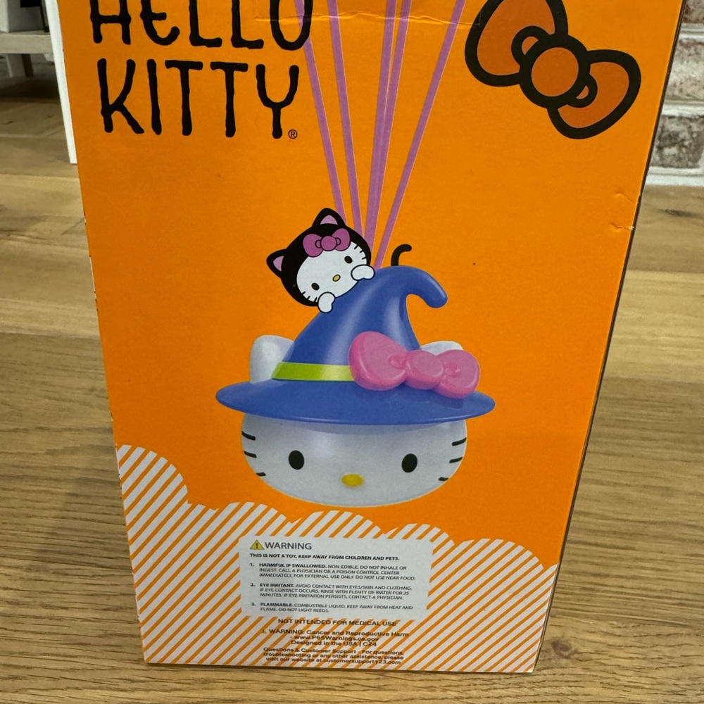 NEW HELLO KITTY 2024 HALLOWEEN Ceramic Reed Diffuser Witch